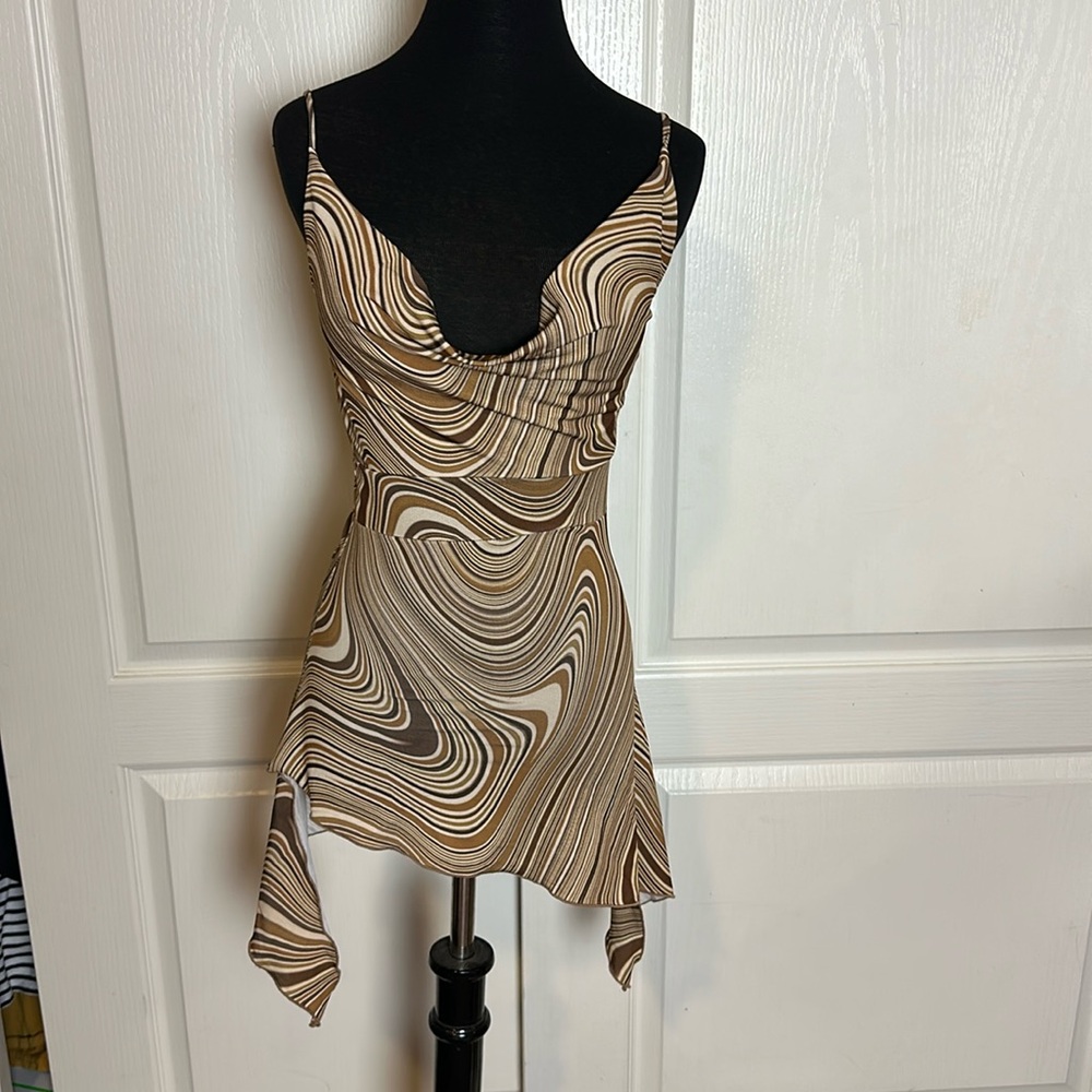 RETRO VTG Y2K BROWN SWIRL DRAPE ASYMMETRICAL CAMI BLOUSE PSYCHEDELIC